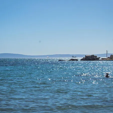 Monfrina 2, Stylish Old Town Near Apartment