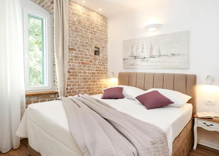 Monfrina 2, Stylish Old Town Near 아파트 스플리트