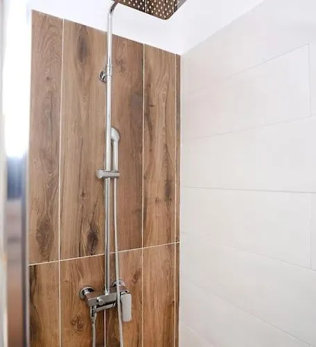 Monfrina 2, Stylish Old Town Near 아파트 *