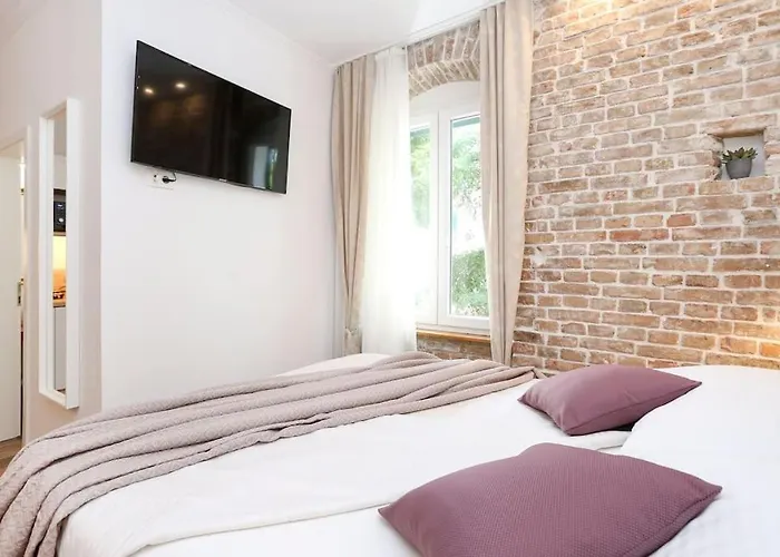 Monfrina 2, Stylish Old Town Near 스플리트