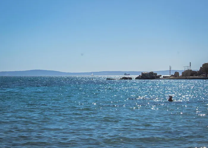 Monfrina 2, Stylish Old Town Near 아파트